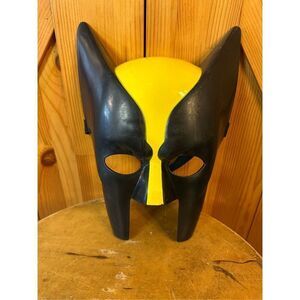 Wolverine Hard Plastic Mask X-MEN 1991 Marvel Toy Biz Halloween Yellow Black VTG